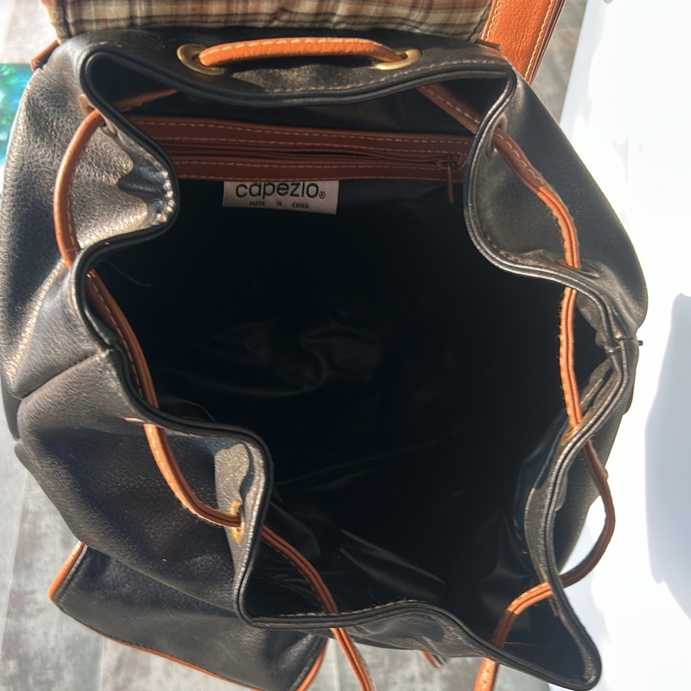 Capezio Backpack Rucksack Brown Leather Trim Large Sling Bag Vintage 80s HTF - Picture 9 of 9
